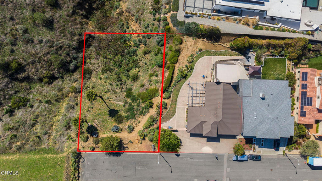 Hillside lot at the end of the cul-de-sac with great views! Ready for your dream build.