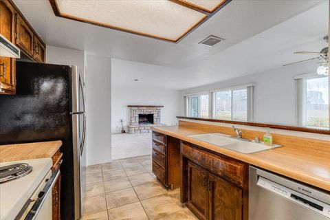 Tiny photo for 9120 Balboa Avenue #12, San Simeon, CA 93452 (MLS # ML82025620)