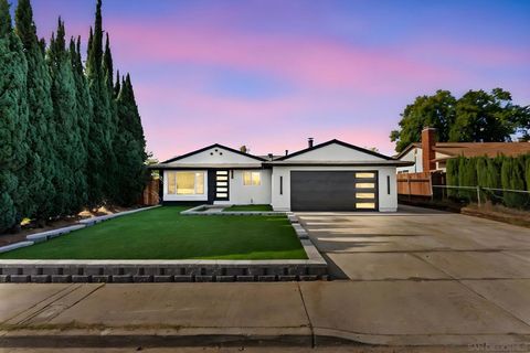 10134 Woodrose Santee CA 92071