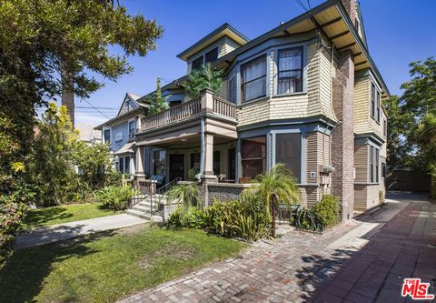 Photo of 1017 W 24th Street, Los Angeles, CA 90007 (MLS # 25610947)