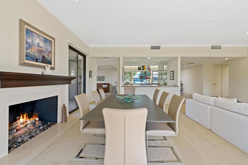 7 Creekside Drive