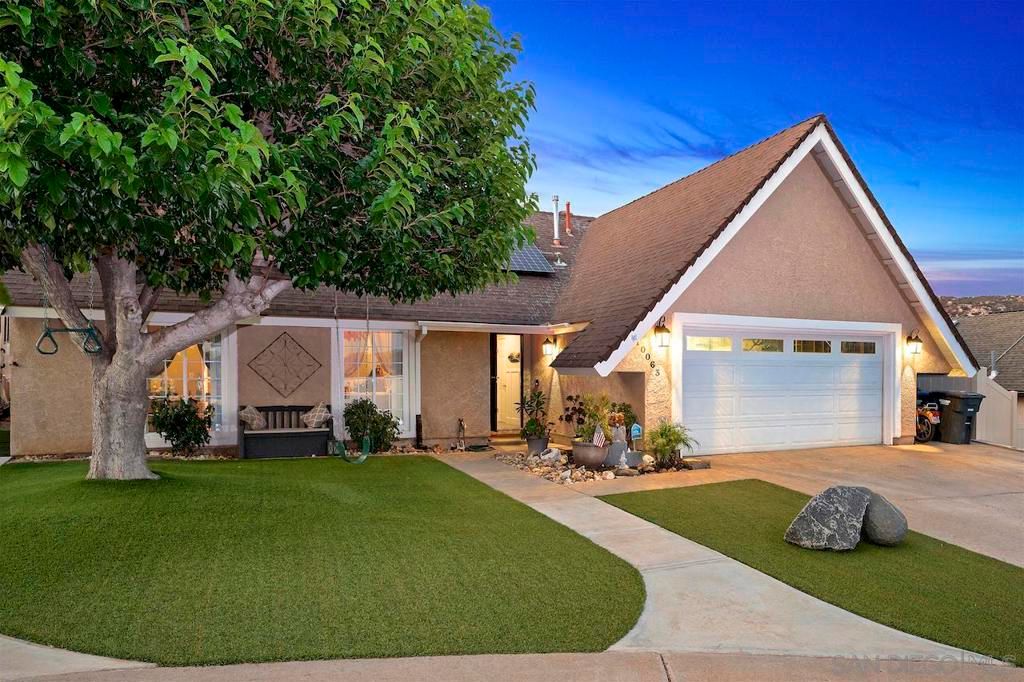listing image 130725436713603012426