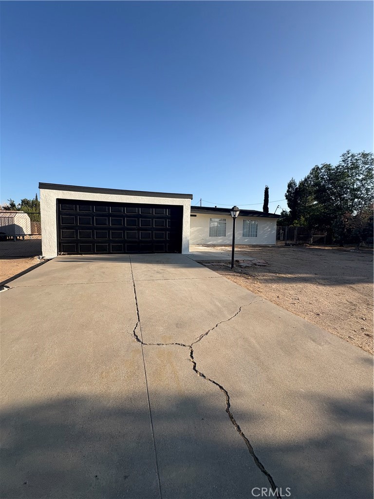 3 bd 2 ba Fully Remodeled – Everything is Brand New!
Welcome to Yucca St in Hesperia—a beautifully remodeled home that feels brand new inside and out. This property features all-new flooring, windows, doors, roof, HVAC system, kitchen, bathrooms, appliances, and more. The spacious open layout is perfect for everyday living and entertaining.
Sitting on a generously sized lot, the property is fully fenced, offering privacy and plenty of room for parking, pets, or outdoor enjoyment.
Your job is your credit – flexible financing options are available. However, previous rental history and references are required.
Conveniently located near schools, shopping centers, and commuter routes, this turnkey home is ready for its new owner. Don’t miss your chance to own a fully updated home in a desirable Hesperia neighborhood!