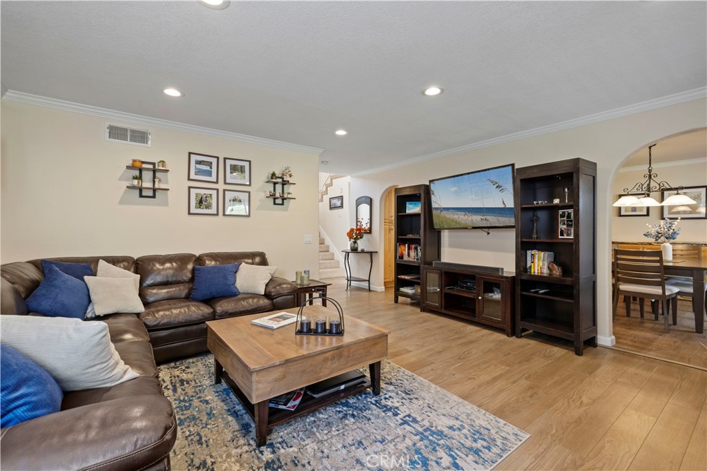 Amer. Beauty Garden lII (AMG3) - Residential