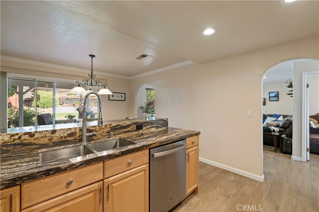 Amer. Beauty Garden lII (AMG3) - Residential