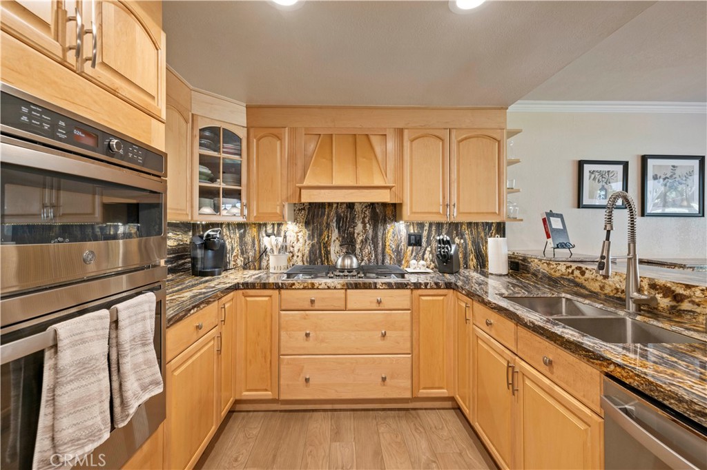 Amer. Beauty Garden lII (AMG3) - Residential