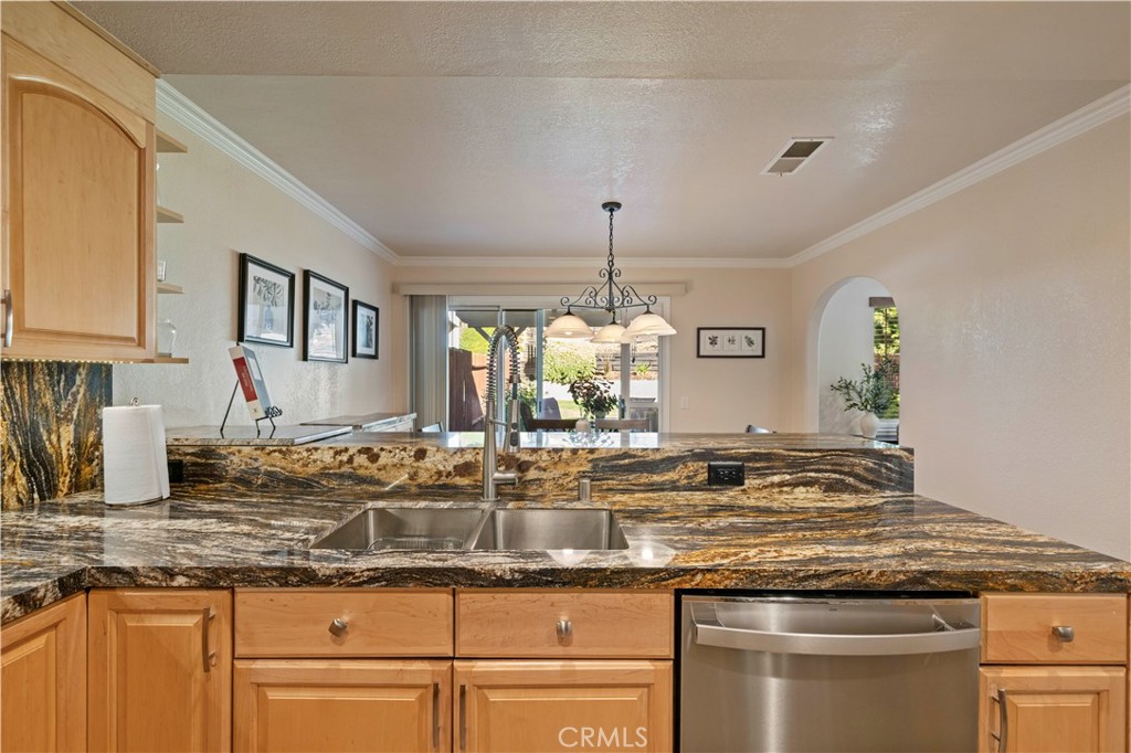 Amer. Beauty Garden lII (AMG3) - Residential