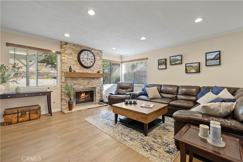 Amer. Beauty Garden lII (AMG3) - Residential