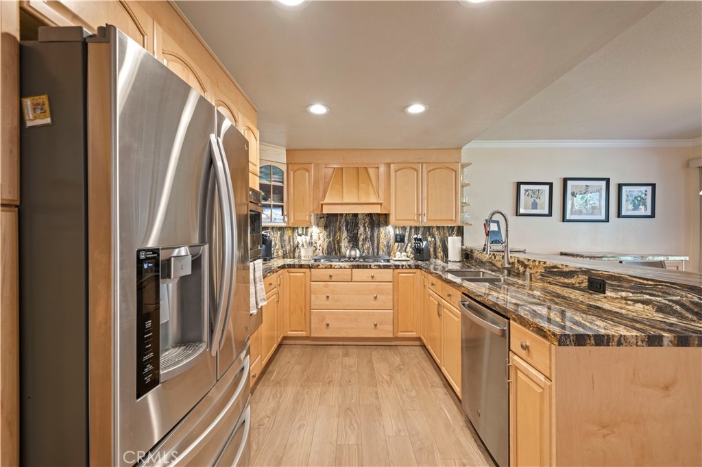 Amer. Beauty Garden lII (AMG3) - Residential