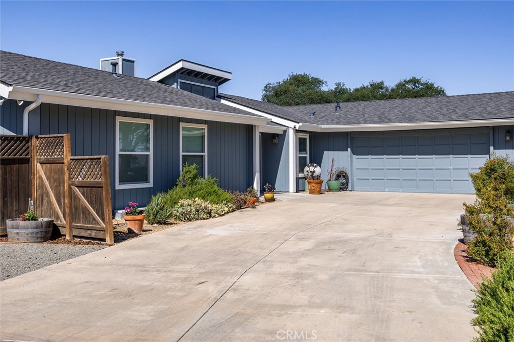 5175 White Tail Place