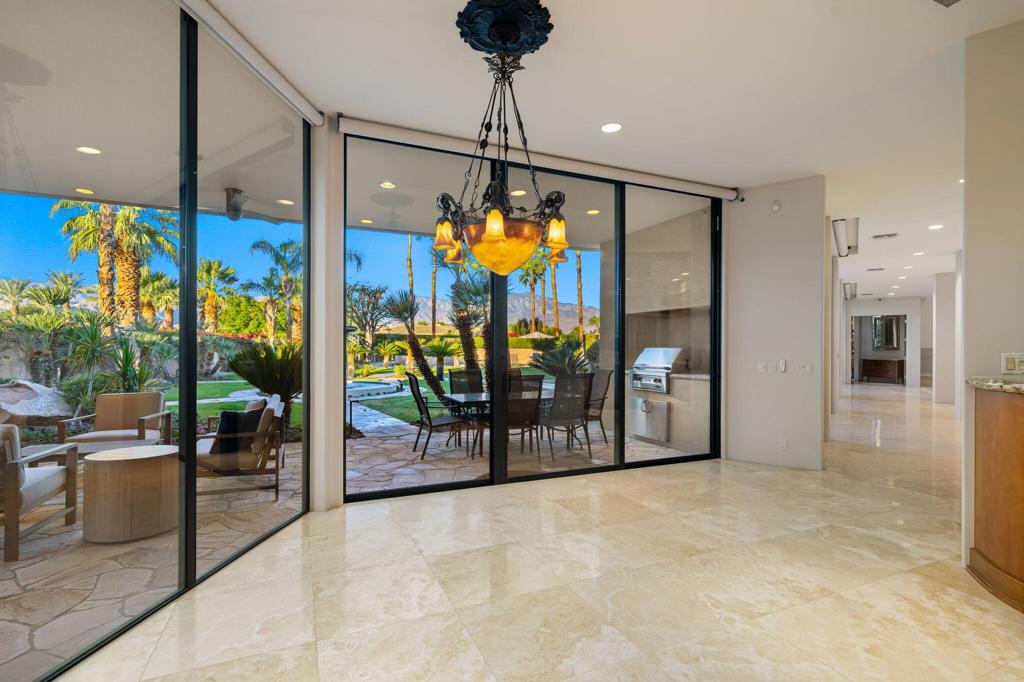 Serrano - Residential