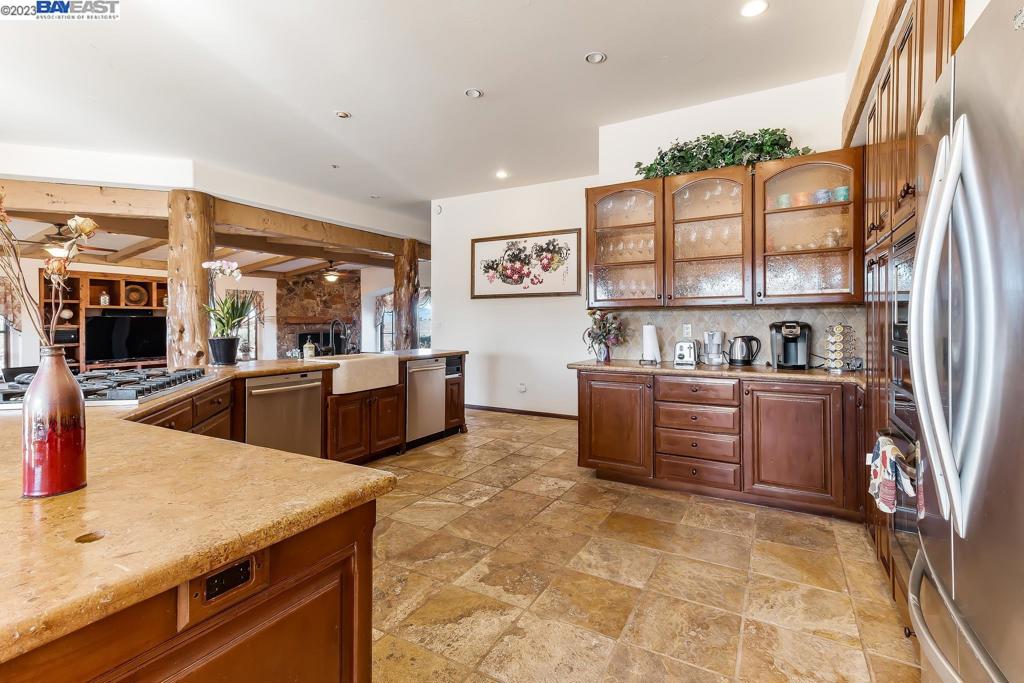 CRANE RIDGE VINEYARDS - Residential