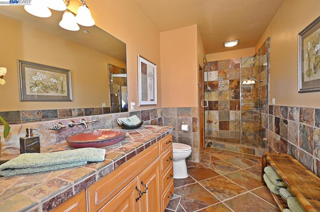 CRANE RIDGE VINEYARDS - Residential