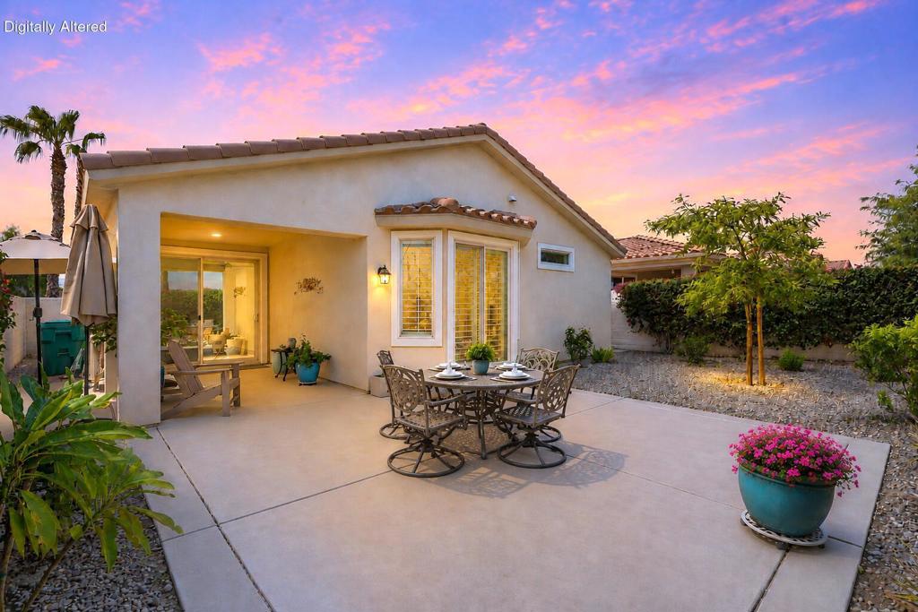 80292 Avenida Linda Vista
