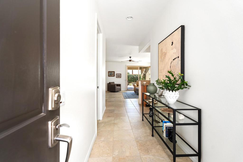 80292 Avenida Linda Vista