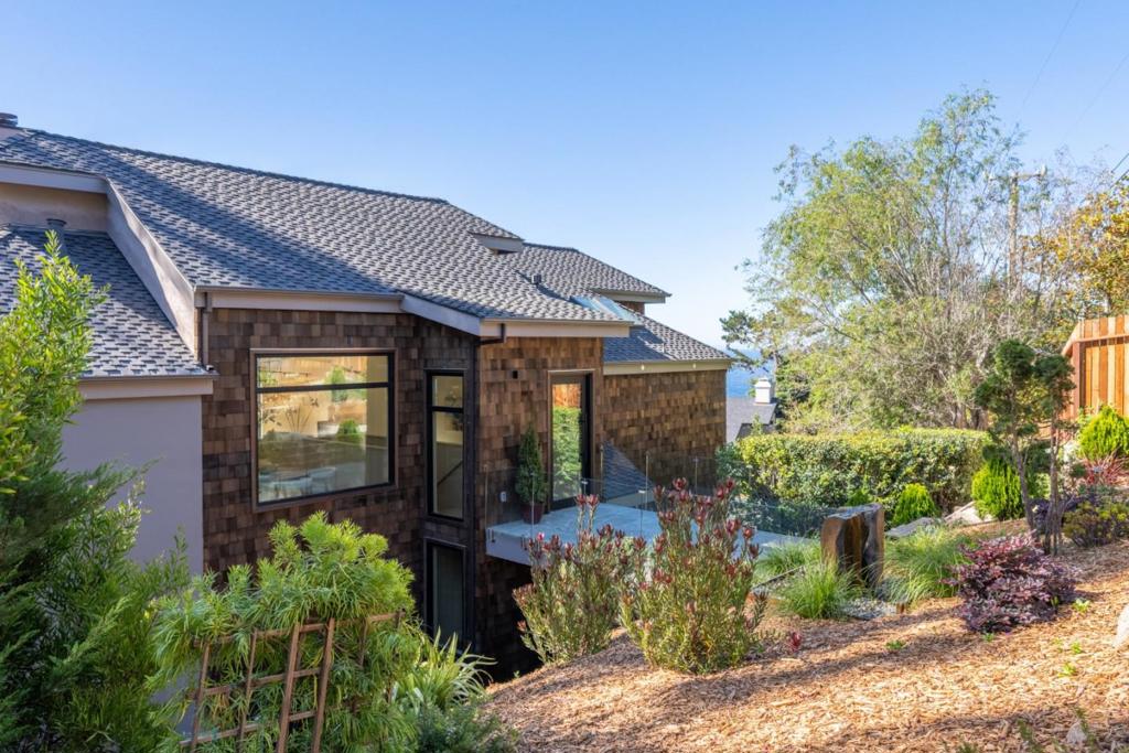 231 Spindrift Road