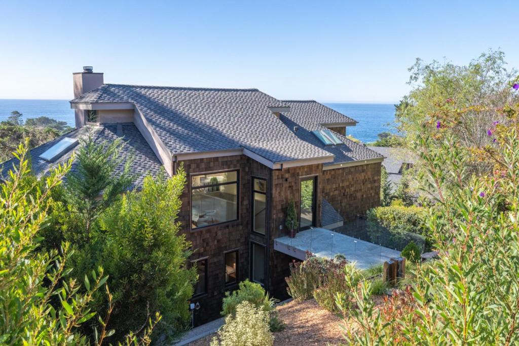 231 Spindrift Road