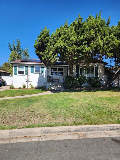 8980 Linden lane La Mesa CA 91941