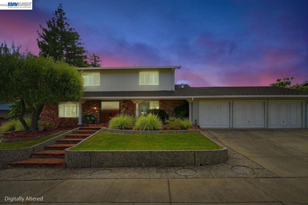 2481 Palmira Pl