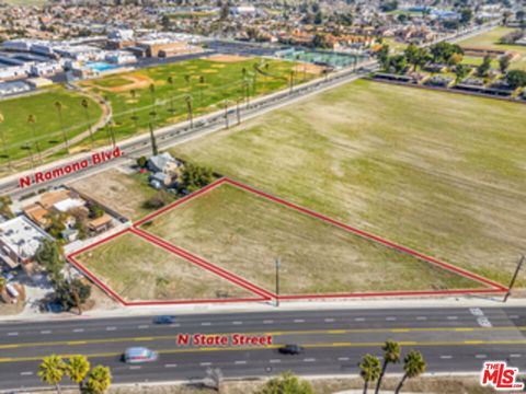 Photo of 345 N State Street, San Jacinto, CA 92583 (MLS # 25561069)