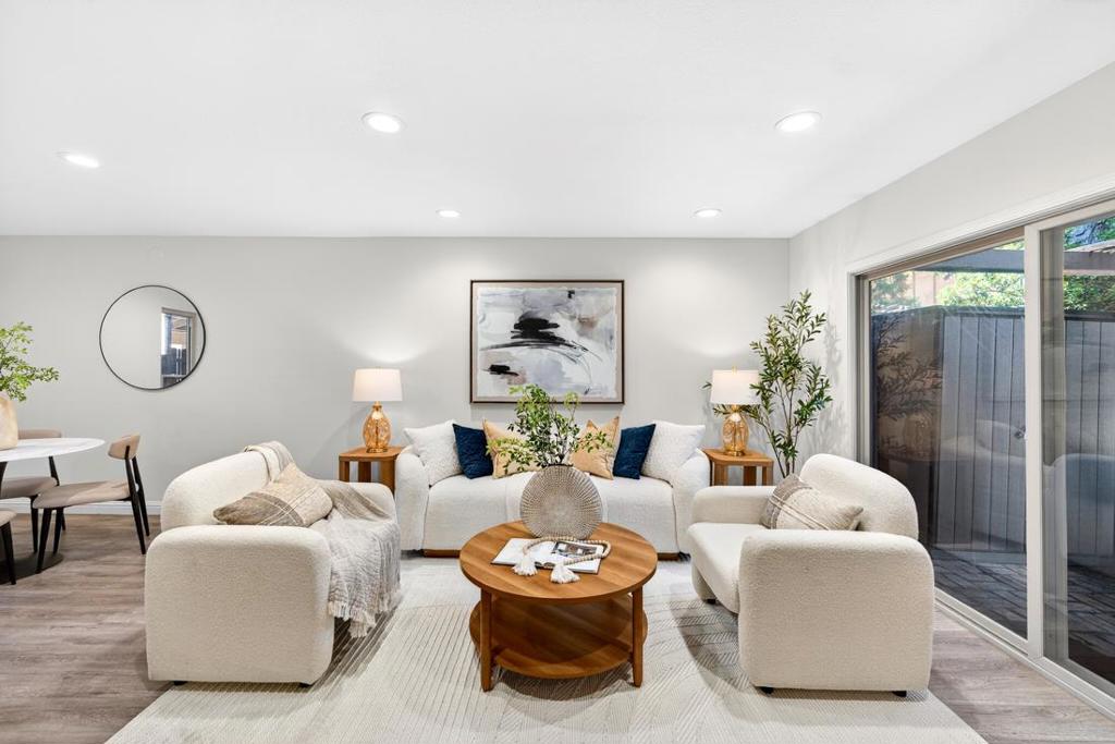 225 Red Oak Drive H, Sunnyvale CA 94086