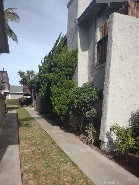 MLS: PW26166417