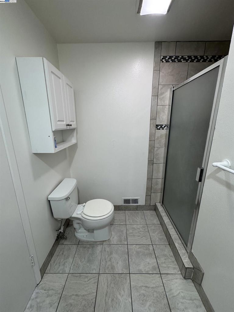 NORTHGATE WEST - Residential