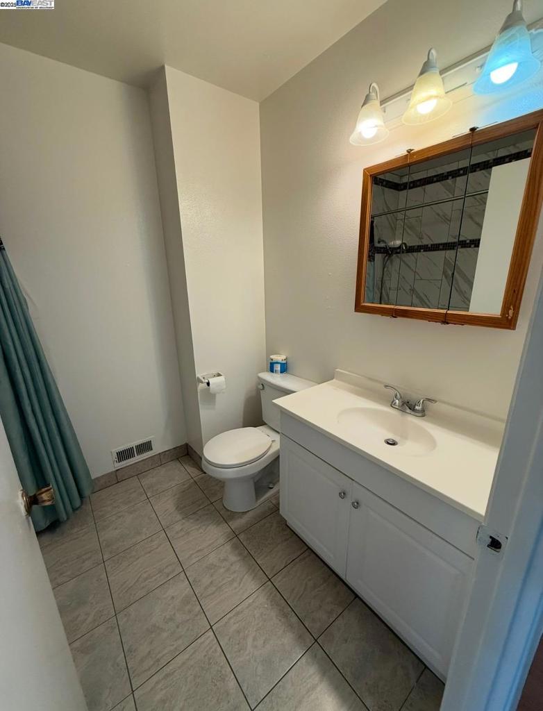 NORTHGATE WEST - Residential