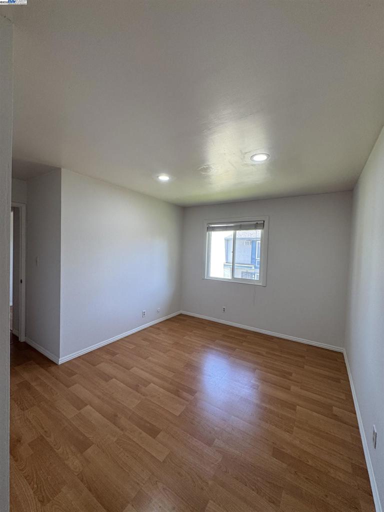 NORTHGATE WEST - Residential