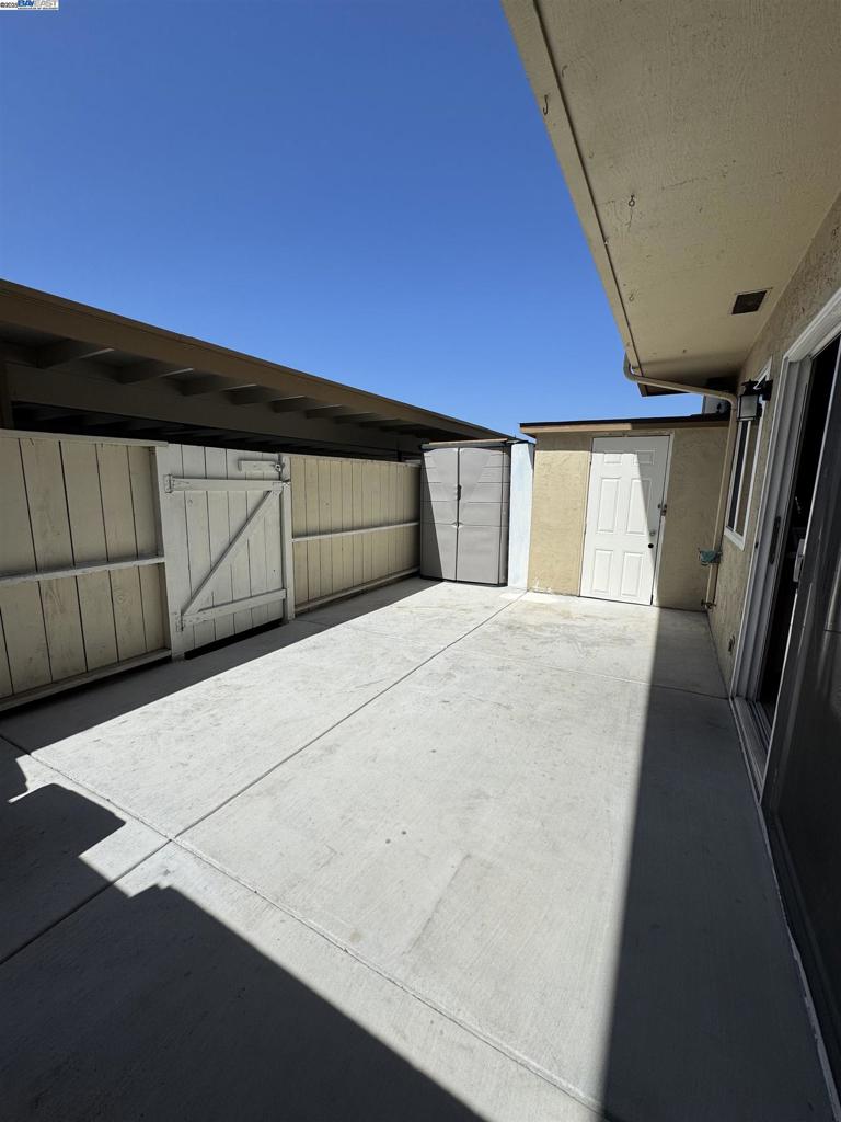 NORTHGATE WEST - Residential