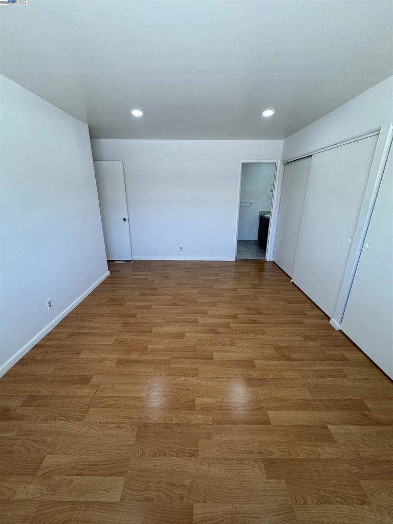 NORTHGATE WEST - Residential