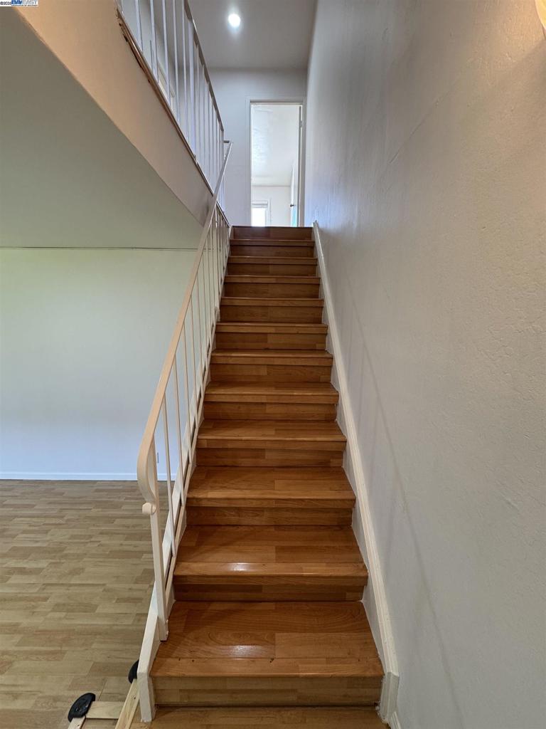 NORTHGATE WEST - Residential