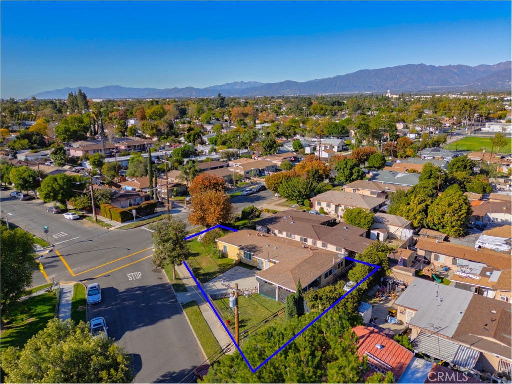 1343 S Sultana Avenue