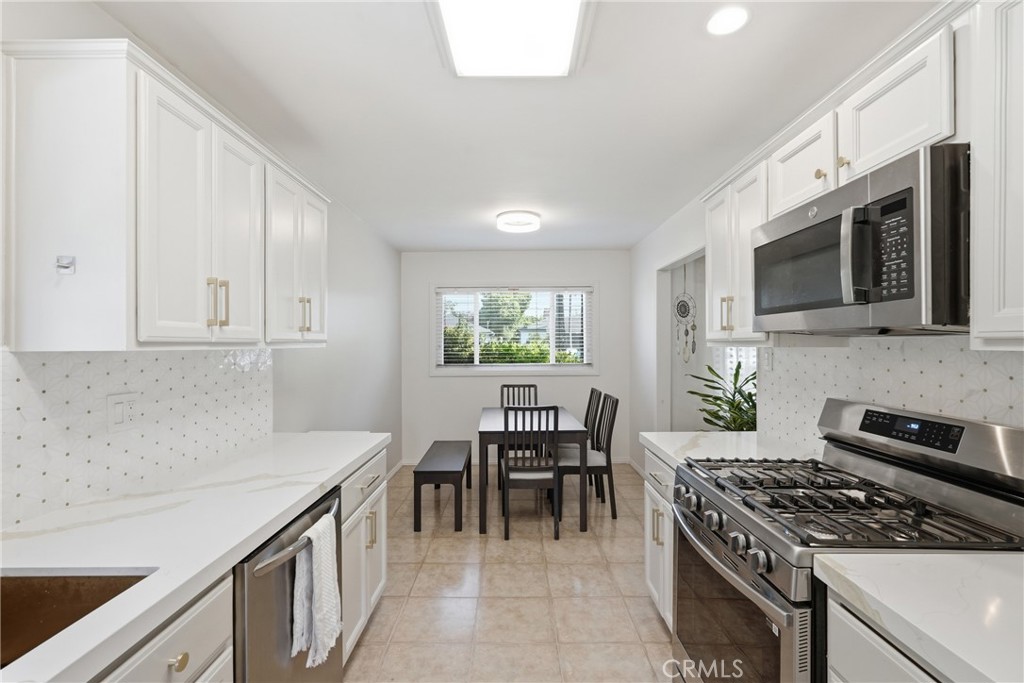 4175 W 172nd