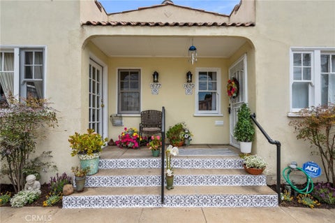 Photo of 1620 California AVE, Santa Monica, CA 90403 (MLS # SB26138196)