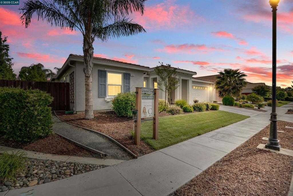 HAWTHORNE - Residential