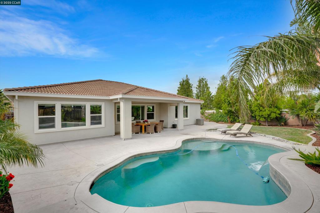 HAWTHORNE - Residential
