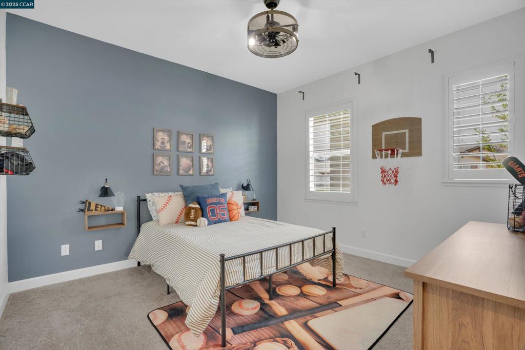 HAWTHORNE - Residential