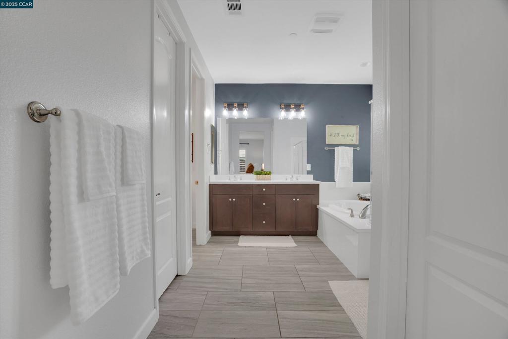 HAWTHORNE - Residential