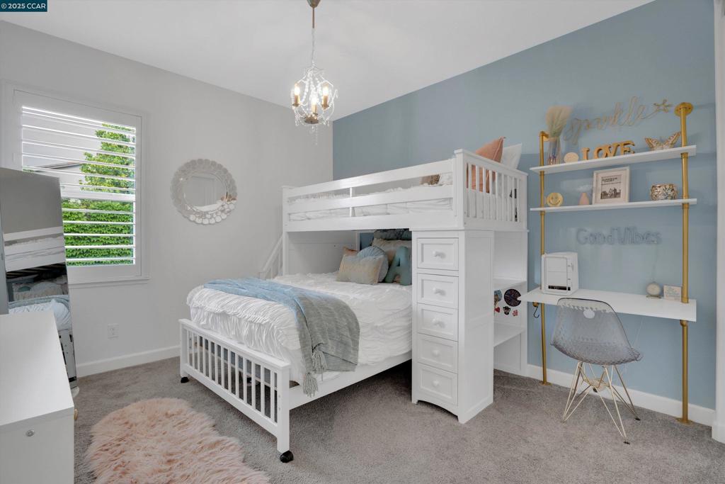 HAWTHORNE - Residential