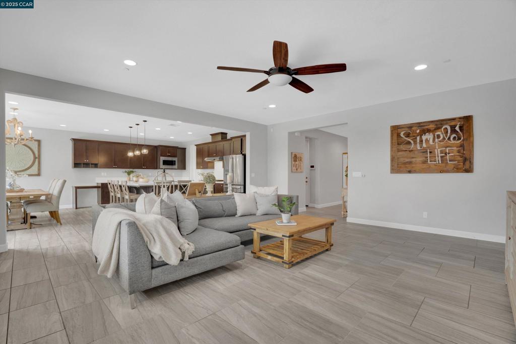 HAWTHORNE - Residential