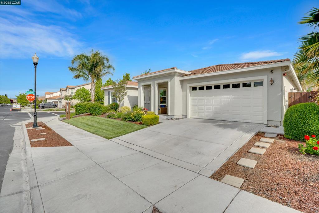 HAWTHORNE - Residential