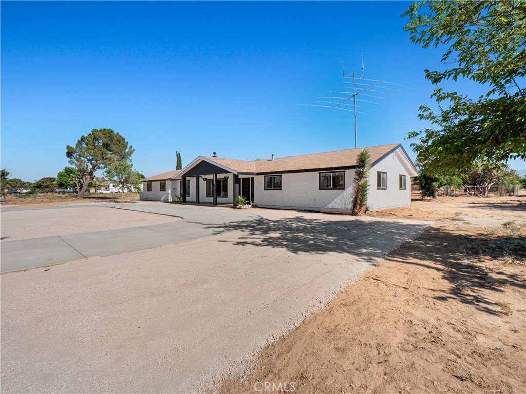 2350 W Avenue N12
