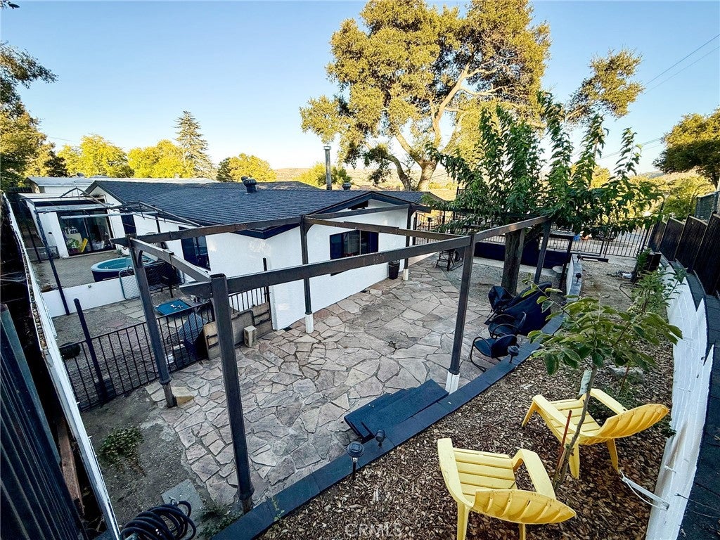 4633 Estrada