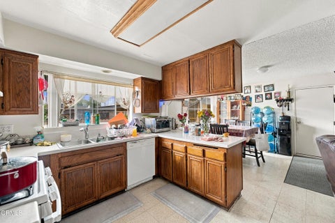 Tiny photo for 1006 E Ventura Street, Santa Paula, CA 93060 (MLS # V1-38865)
