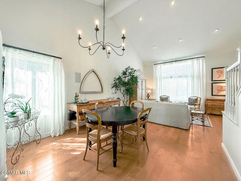 Tiny photo for 2056 Stonehill Circle, Thousand Oaks, CA 91360 (MLS # 226005059)