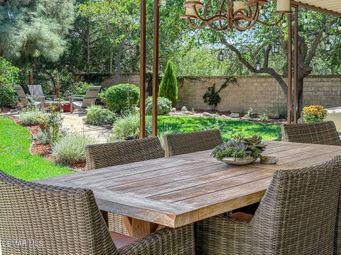 Tiny photo for 2056 Stonehill Circle, Thousand Oaks, CA 91360 (MLS # 226005059)