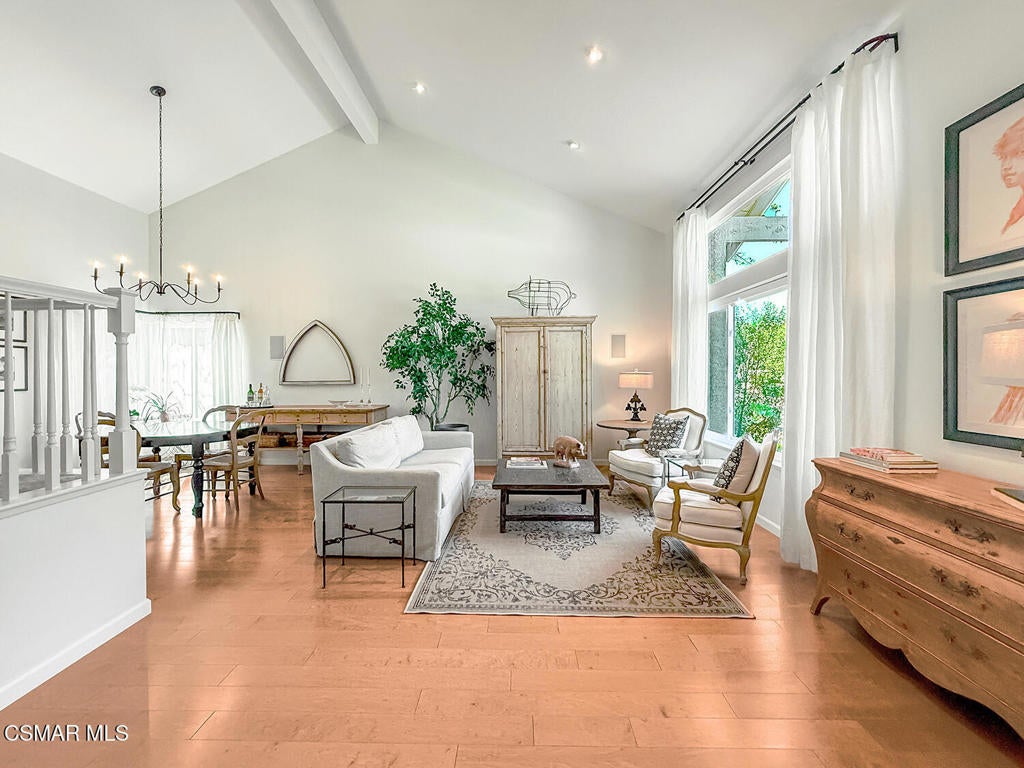 2056 Stonehill Circle