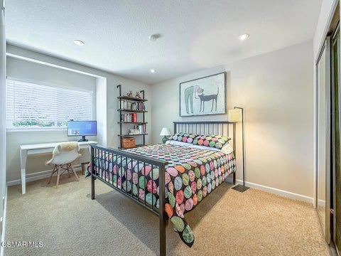 Tiny photo for 2056 Stonehill Circle, Thousand Oaks, CA 91360 (MLS # 226005059)