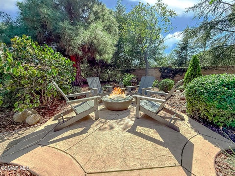 Tiny photo for 2056 Stonehill Circle, Thousand Oaks, CA 91360 (MLS # 226005059)